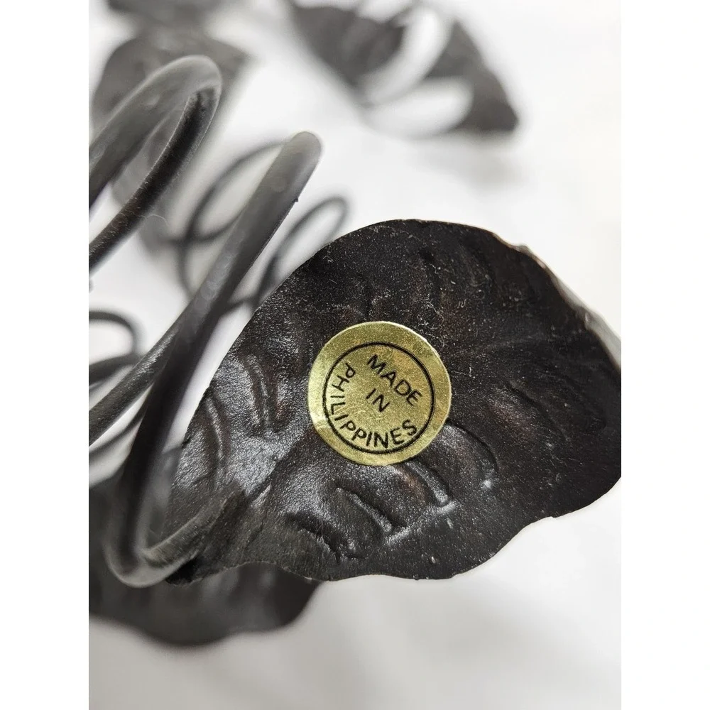 Vintage Black Wrought Iron Leaf Napkin Rings Set of 6 Spiral Coil Metal Rustic
